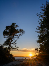 Tonquin Beach